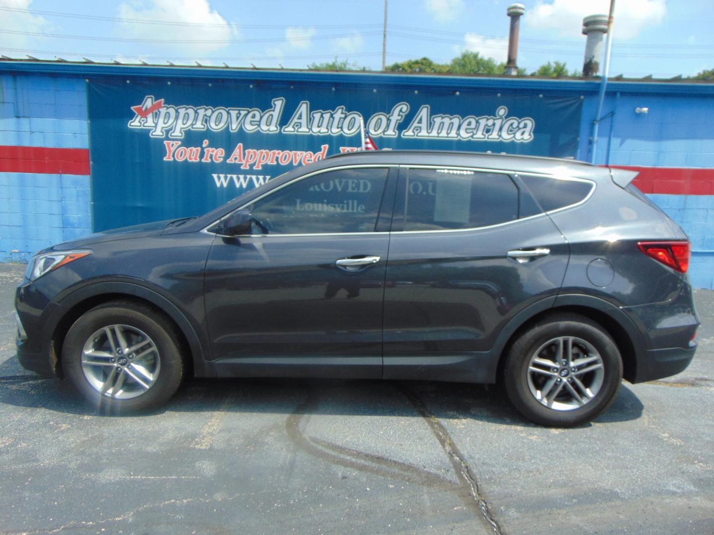 2017 Gray Hyundai Santa Fe Sport (5XYZU3LB2HG) with an 4-Cyl GDI 2.4 Liter engine, Auto, 6-Spd Shiftronic transmission, located at 2105 Dixie Hwy, Louisville, KY, 40210, (502) 772-3333, 38.220932, -85.795441 - Photo#0